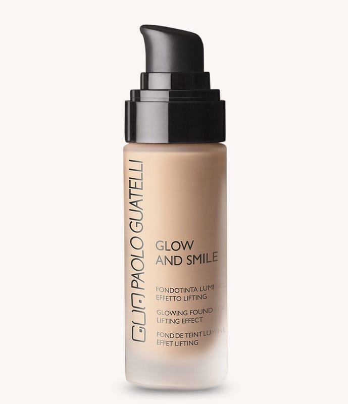 Glow-Smile-Foundation-GS101